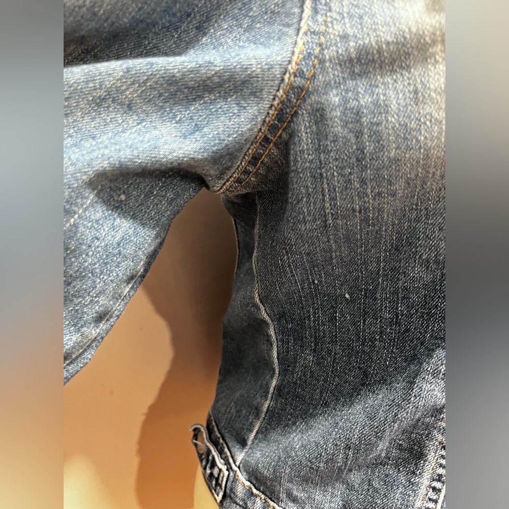 Vintage Levi's Denim Jacket - Picture 4 of 6